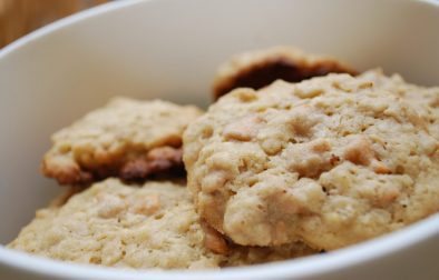 Oatmeal_cookies_with_peanut_butter_and_butterscotch_chips